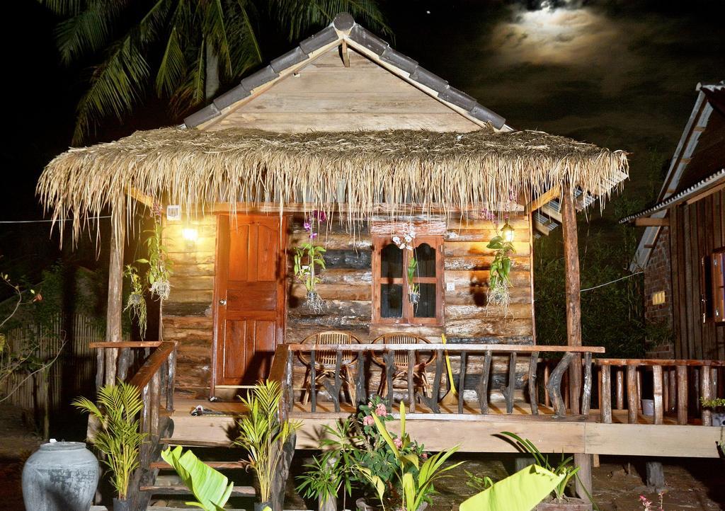 Fish Island Bungalows Kampot Eksteriør billede