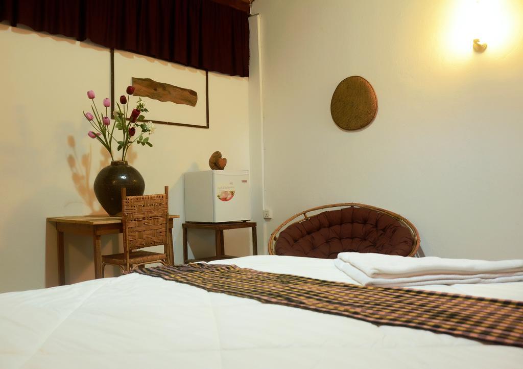 Fish Island Bungalows Kampot Eksteriør billede